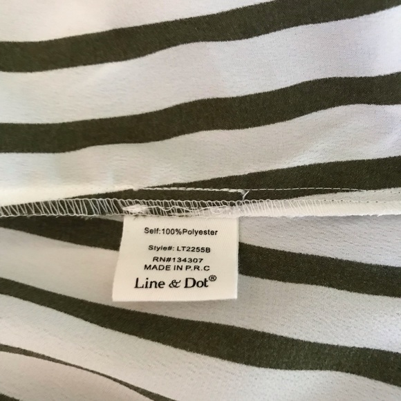 Line & Dot Stripe Long Sleeve Stripe Top - Picture 7 of 7